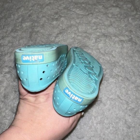 Native Childrens Shoes Blue size 7 - Picture 6 of 6